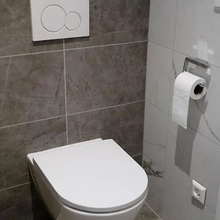 Nike Pallas 2 Beds Apartamento *